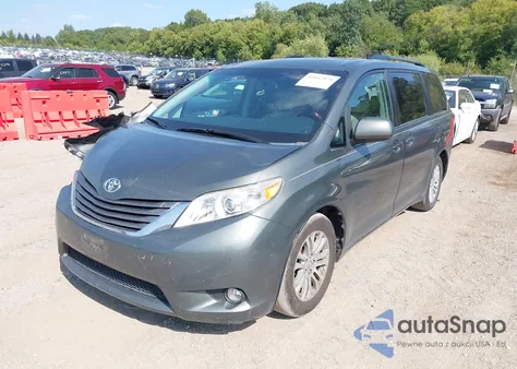 2012 Toyota Sienna Xle V6 8 Passenger from USA, damaged, VIN 5TDYK3DC6CS272699